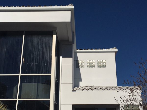 City Seamless specialty rain gutter installation detail.